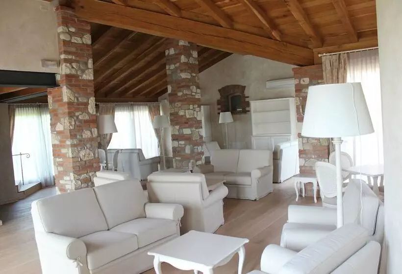 Majatalo Relais Mondotella