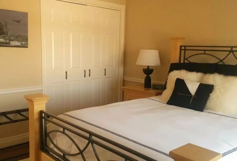 Serendipity Bed And Breakfast