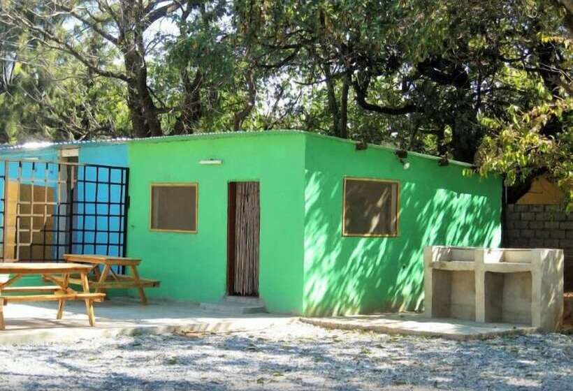 Wanderers Lodge Hostel