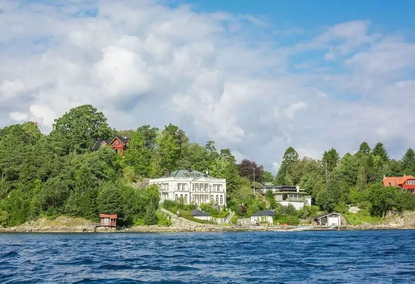 Aamiaismajoitus (B&B) Villa Charlotte