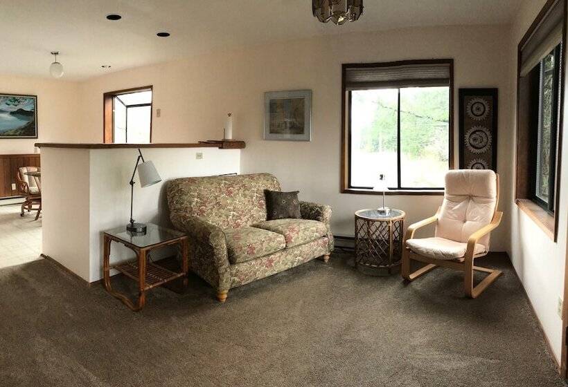 Driftwood Village Cottages