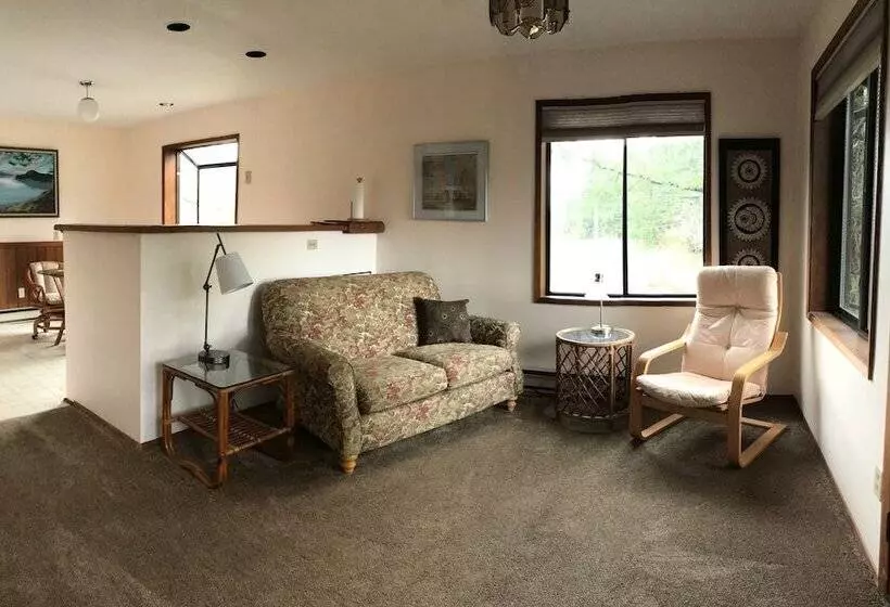 Driftwood Village Cottages