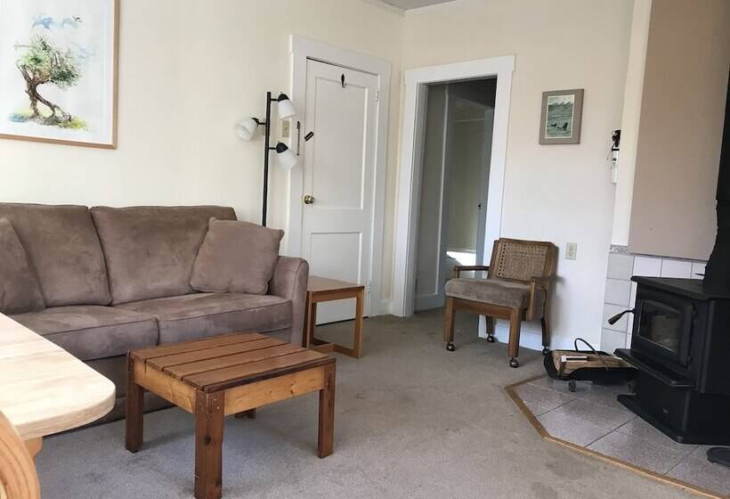 Driftwood Village Cottages