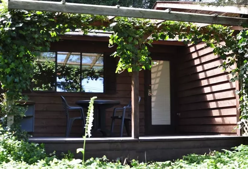 Driftwood Village Cottages