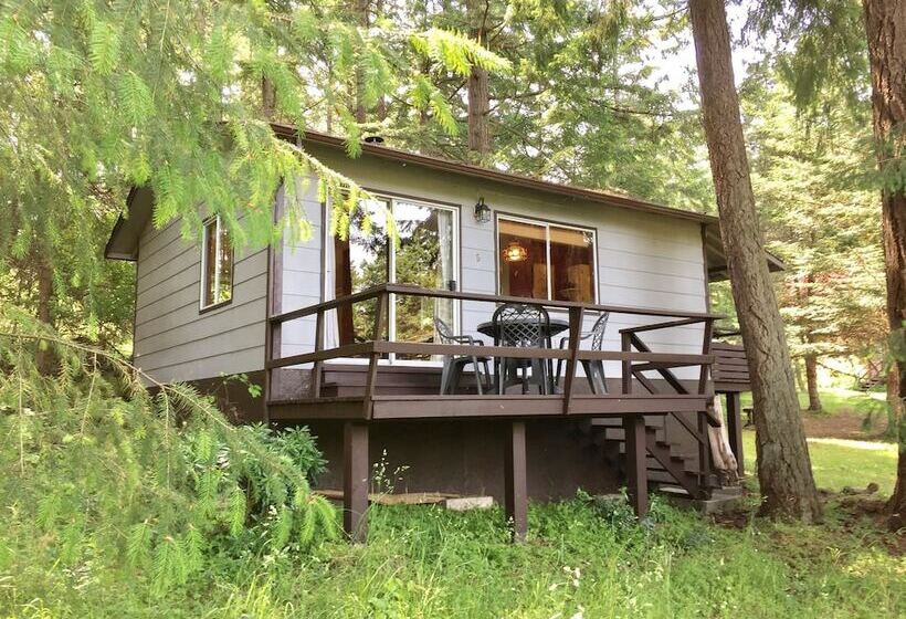 Driftwood Village Cottages