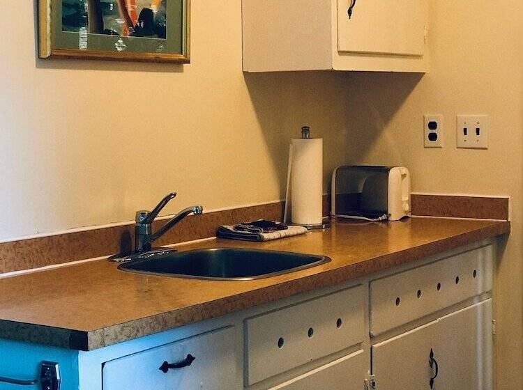 Driftwood Village Cottages