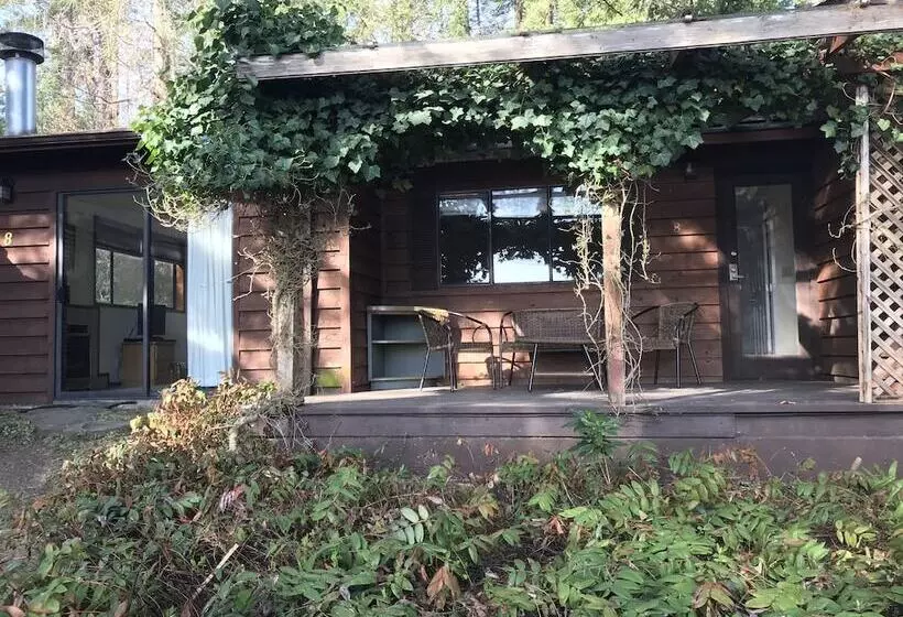 Driftwood Village Cottages