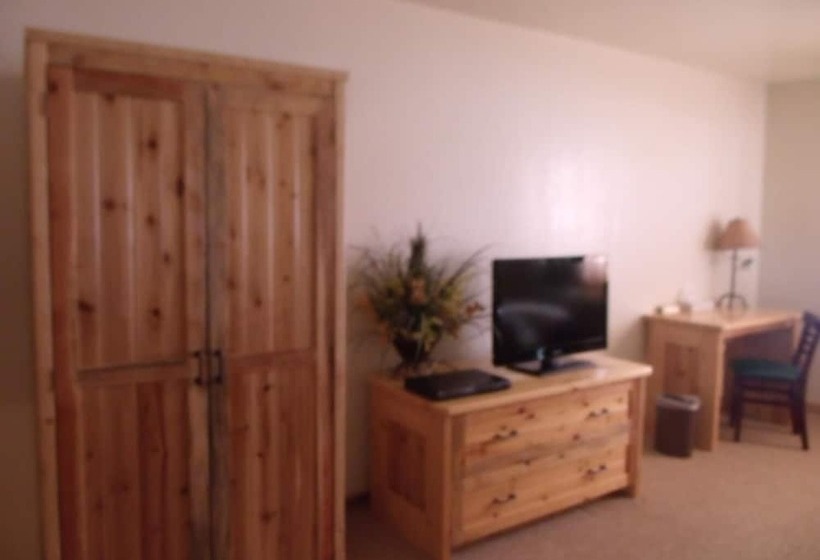 פונדק Wagon Wheel Restaurant Bar And Motel