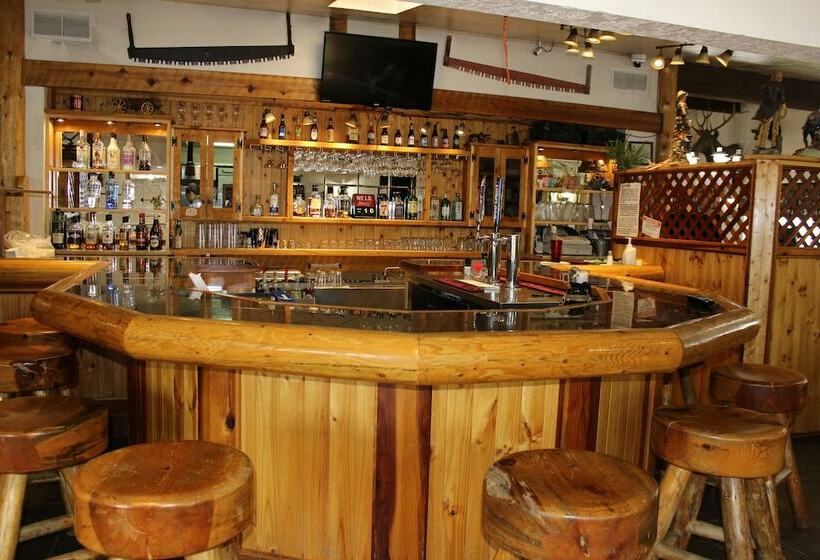 פונדק Wagon Wheel Restaurant Bar And Motel