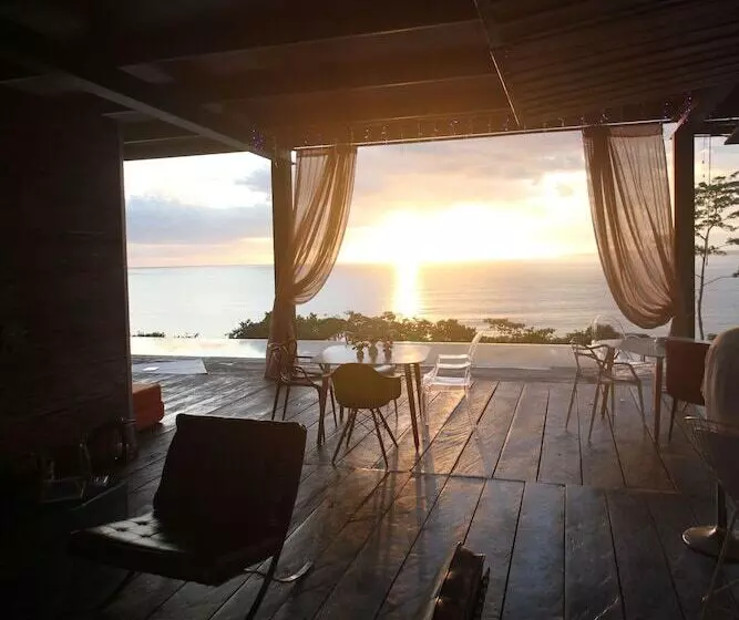 ホテル Camino Del Sol