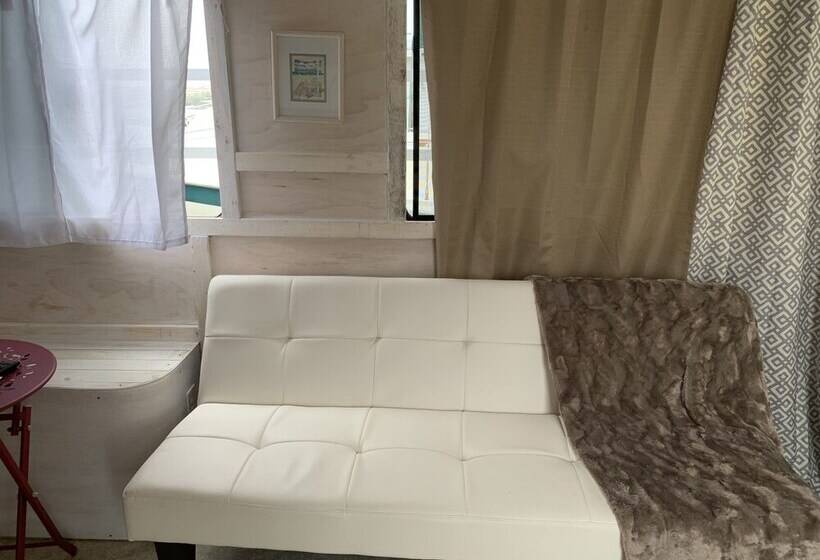 호텔 Harbor Houseboat