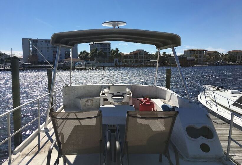 호텔 Harbor Houseboat