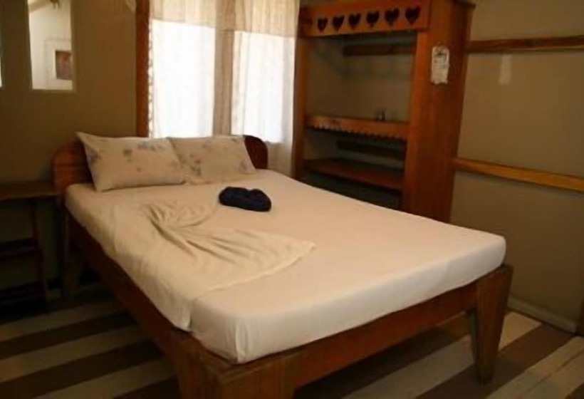 בית מלון כפרי Kaya's Place