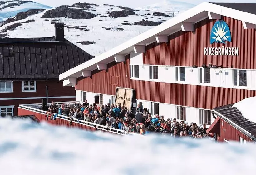 Hotelli L Riksgränsen