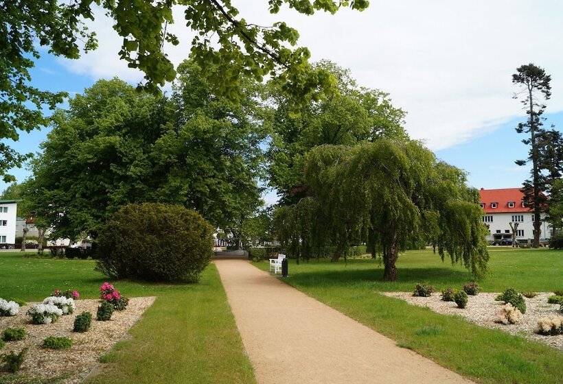 בית מלון כפרי Max Am Meer Kühlungsborn