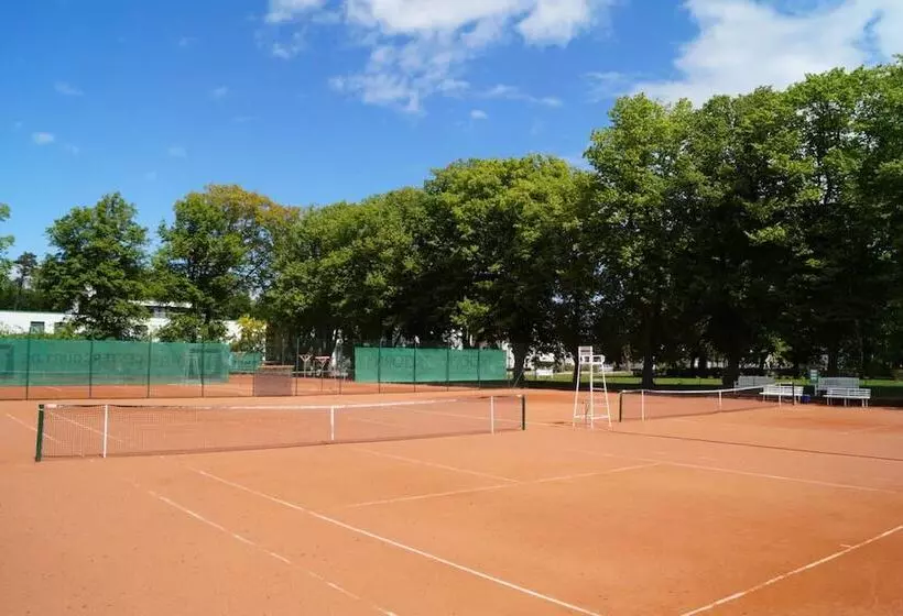 Hotelli Max Am Meer Kühlungsborn