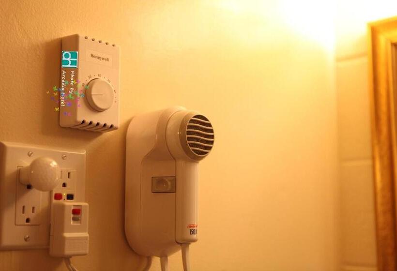 モーテル Arcadia