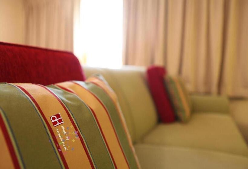 モーテル Arcadia