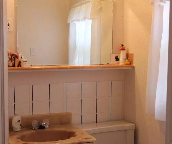 Motelli Black Bear Inn