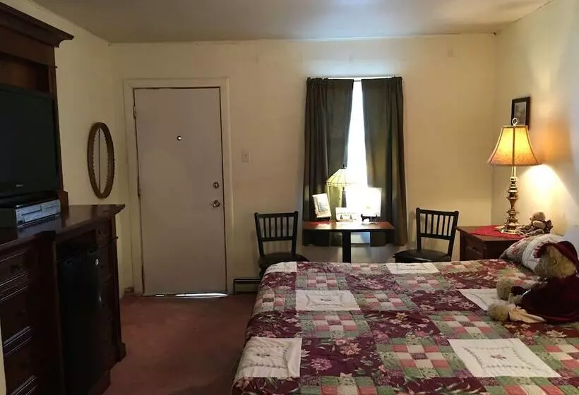 Motelli Black Bear Inn