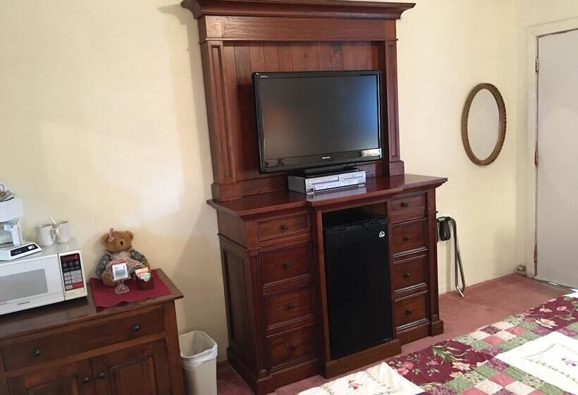 モーテル Black Bear Inn