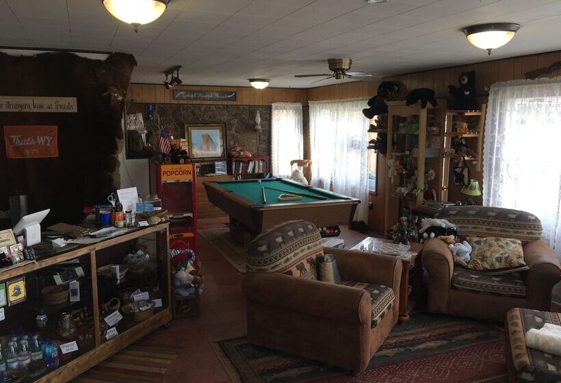 モーテル Black Bear Inn