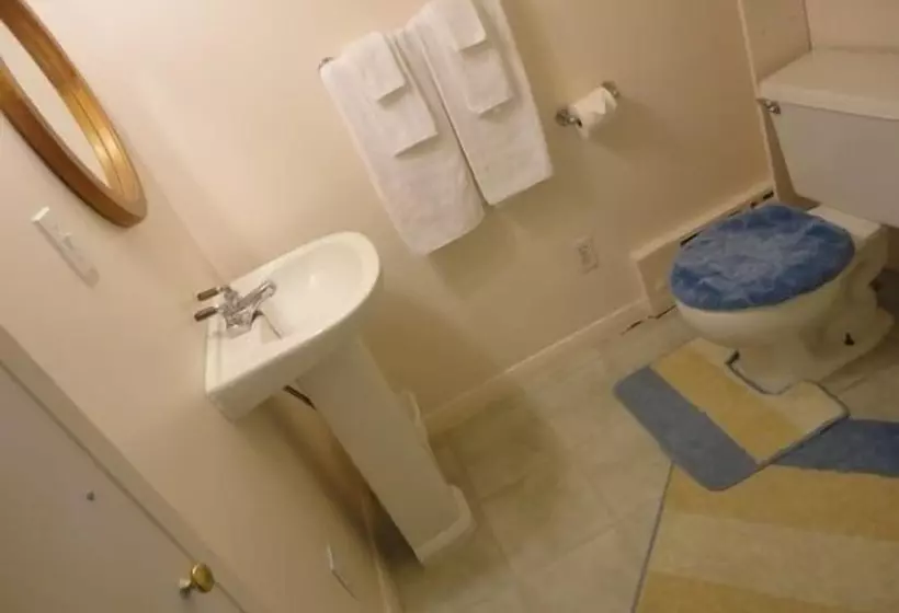 Motelli Sherkston Inn