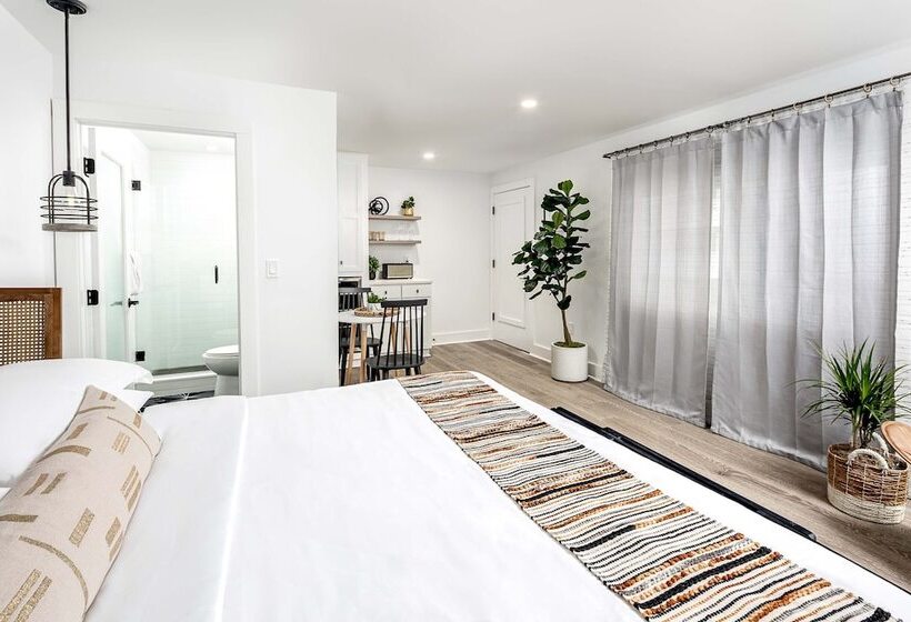 فندق على الطريق York Beach Surf Club