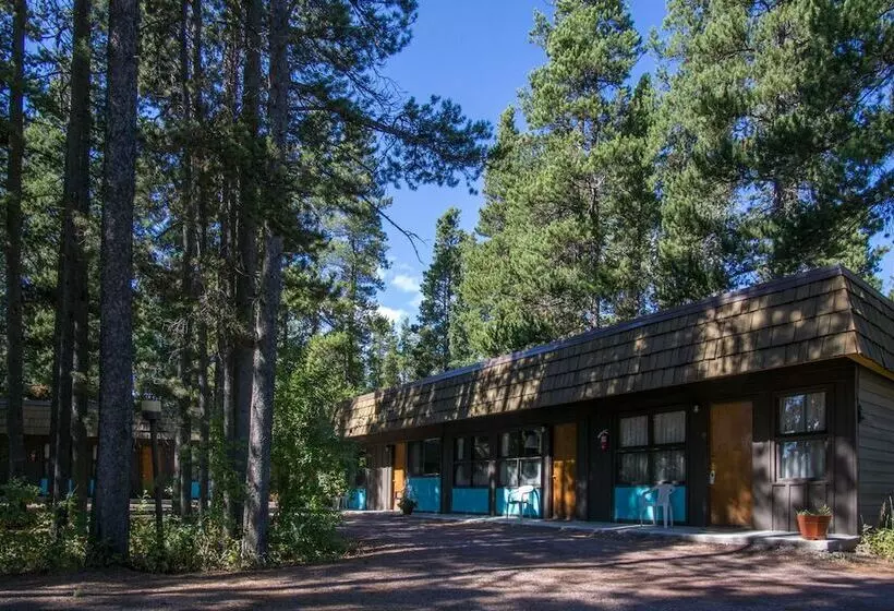 Mountain Pine Motel