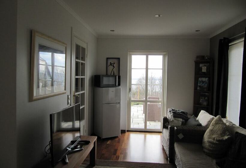 פנסיון Hills Cottage