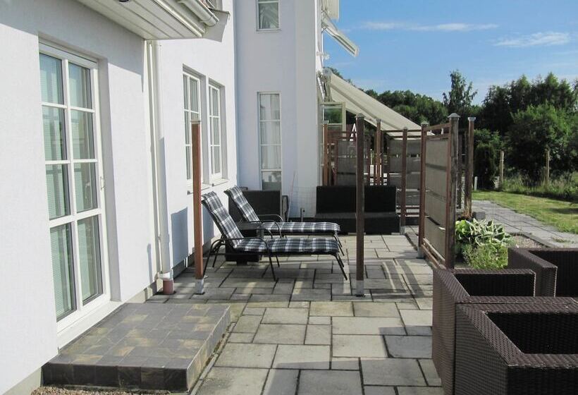 פנסיון Hills Cottage