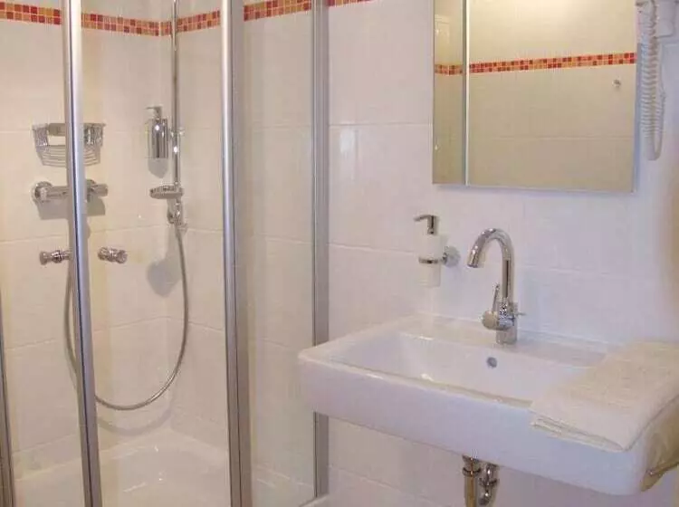 Berggasthof & Hotel Brend