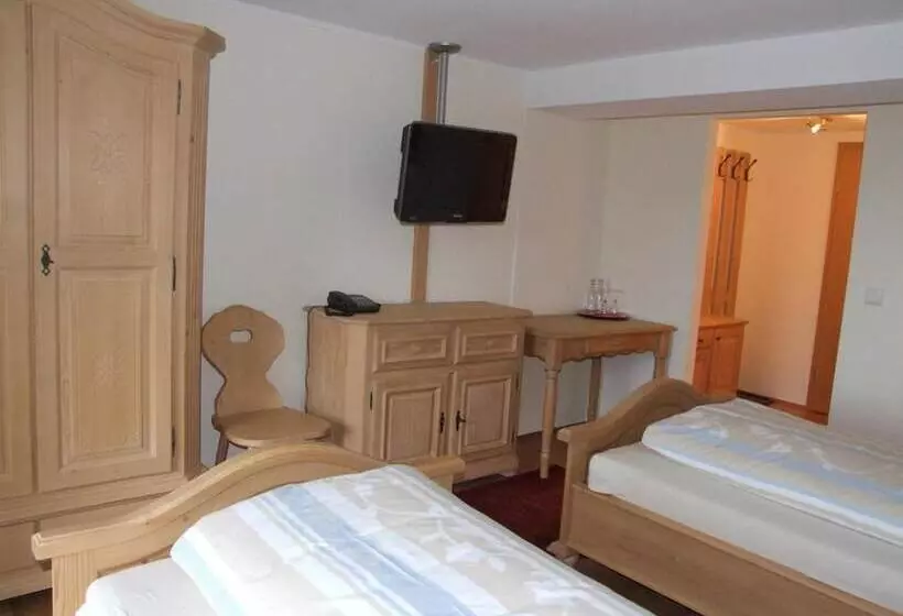 Berggasthof & Hotel Brend