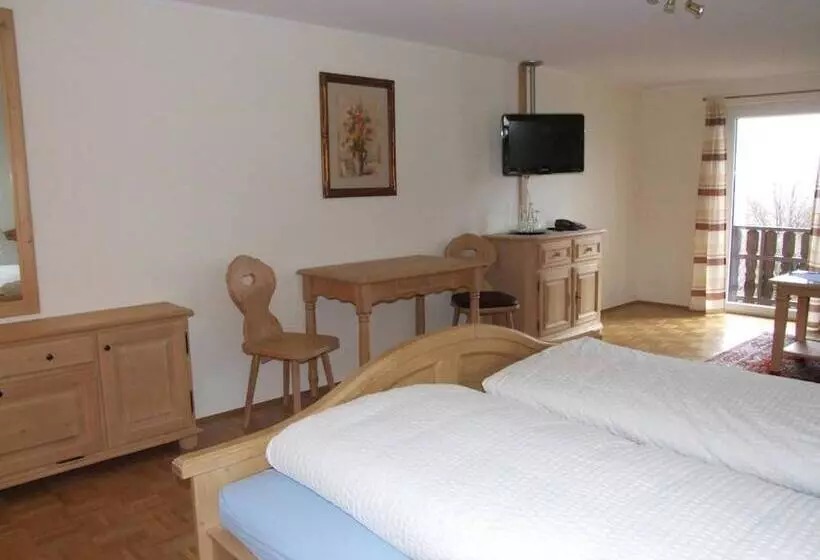 Berggasthof & Hotel Brend