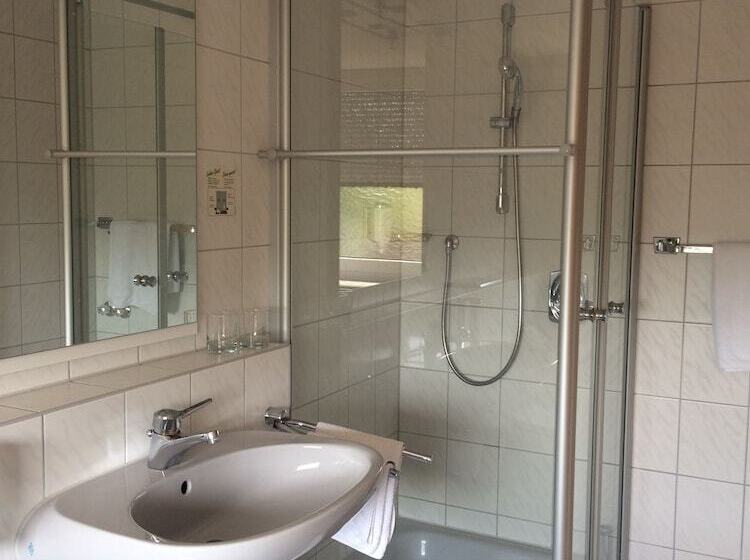 ホテル Auracher Hof