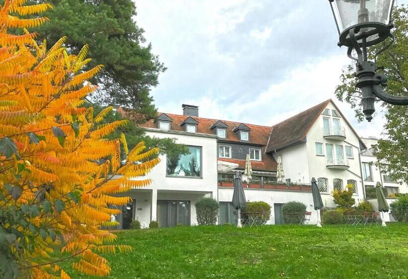 Отель Birkenhof