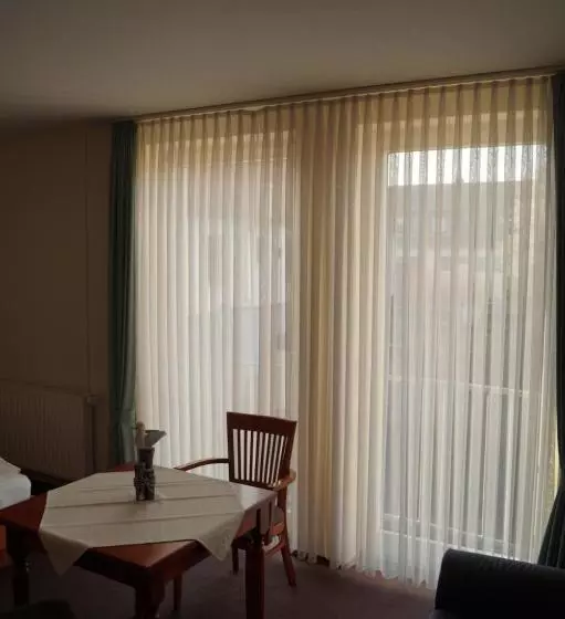 Отель Butjadinger Hof