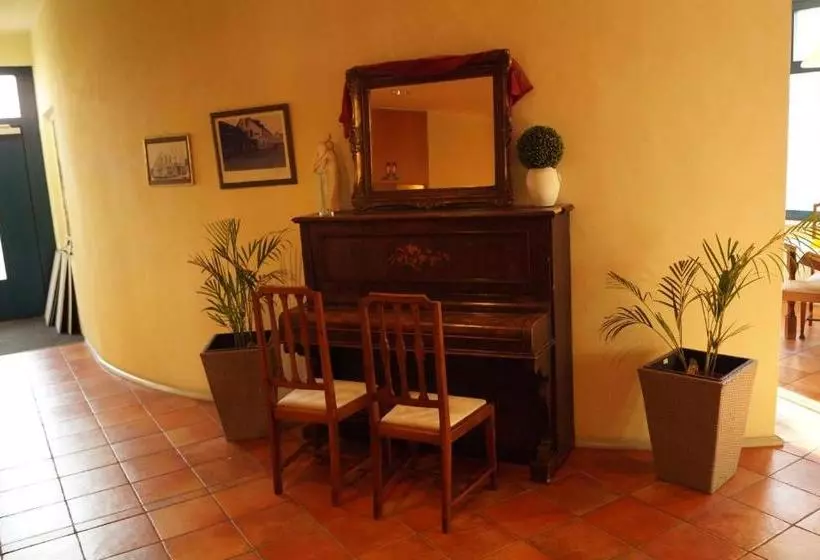 בית מלון כפרי Butjadinger Hof