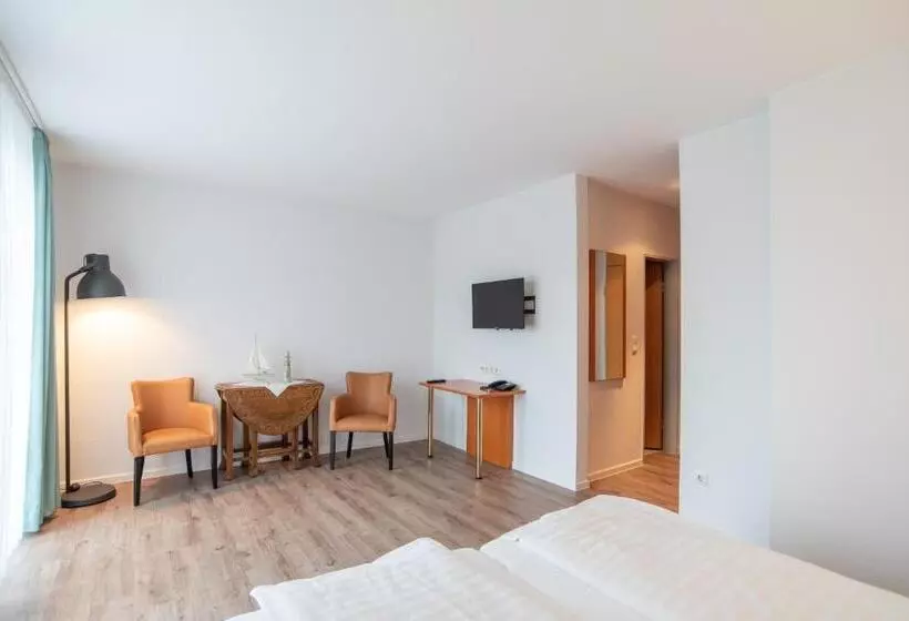 בית מלון כפרי Butjadinger Hof