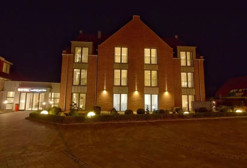 Отель Friesische Wehde