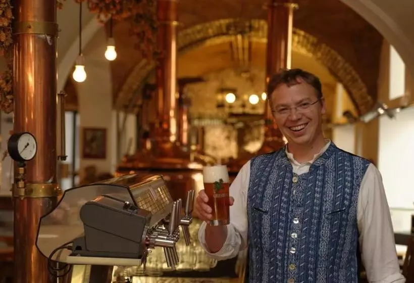 Hotelli Griesbräu Zu Murnau