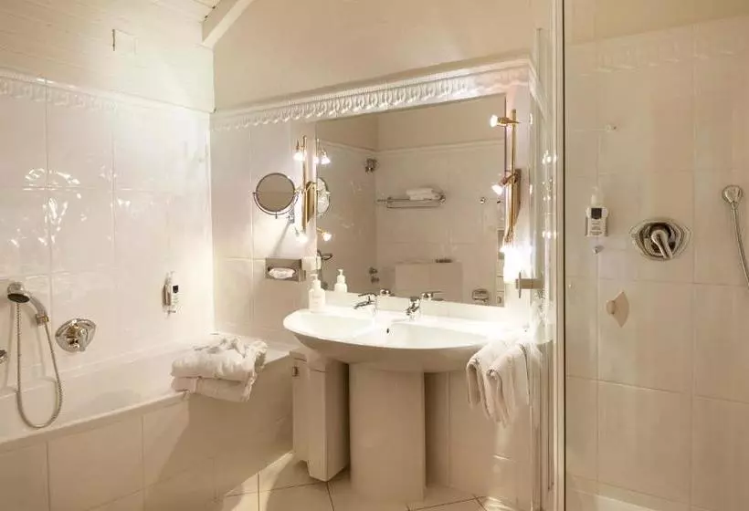 בית מלון כפרי Kastanienhof