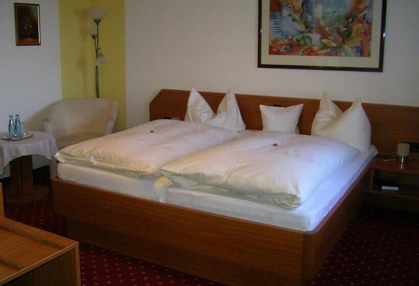 בית מלון כפרי Landgasthof Kranz