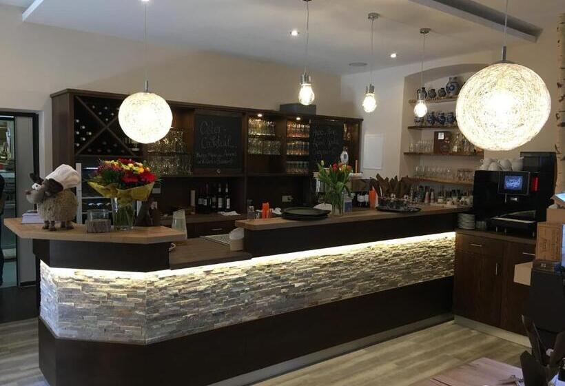 فندق & Restaurant Hessischer Hof