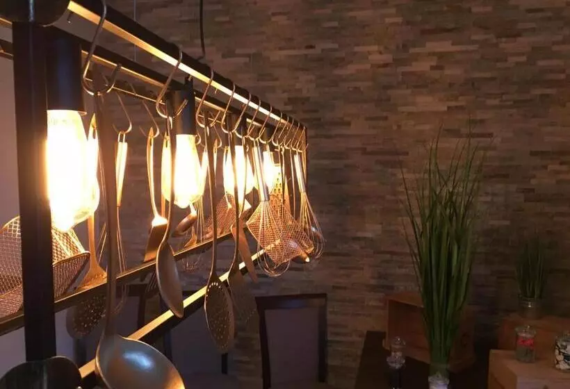 Отель & Restaurant Hessischer Hof