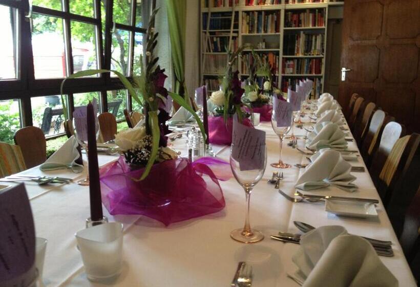 فندق & Restaurant Hessischer Hof