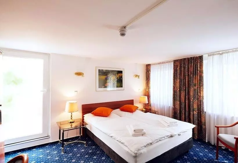 בית מלון כפרי Ring