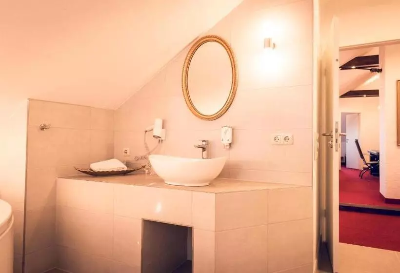 Schlosshotel Neufahrn