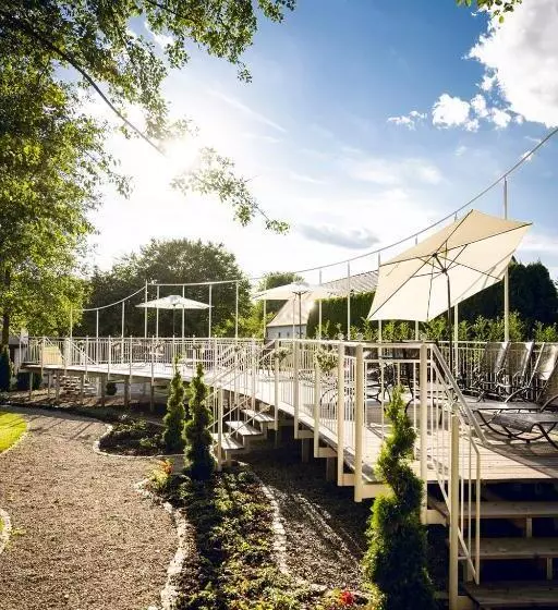 Schlosshotel Neufahrn