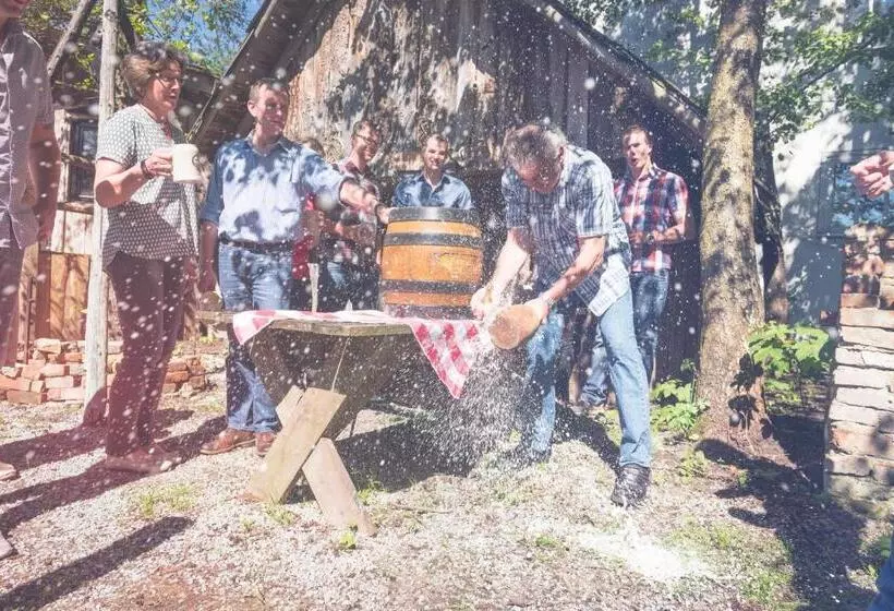 Schlosshotel Neufahrn